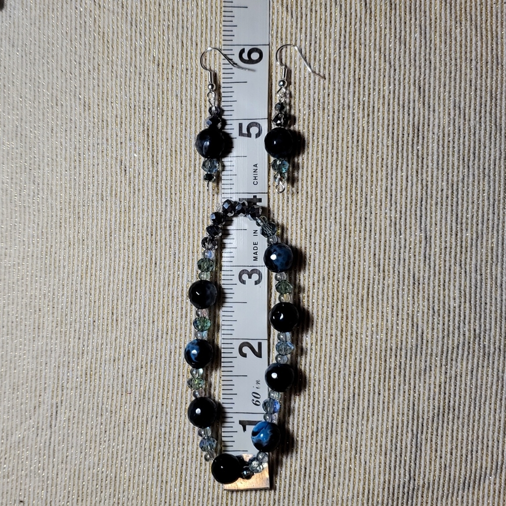 Handmade stretch bracelet and earrings.